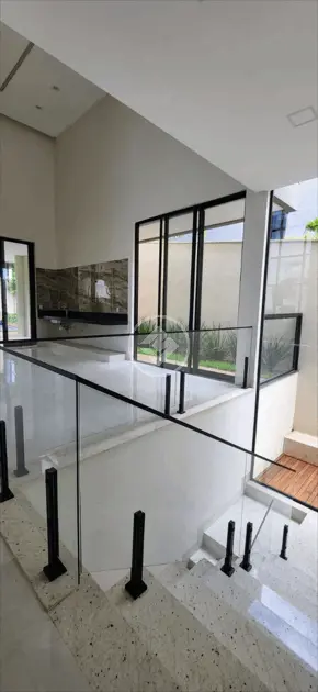 Casa à venda com 5 quartos, 302m² - Foto 11