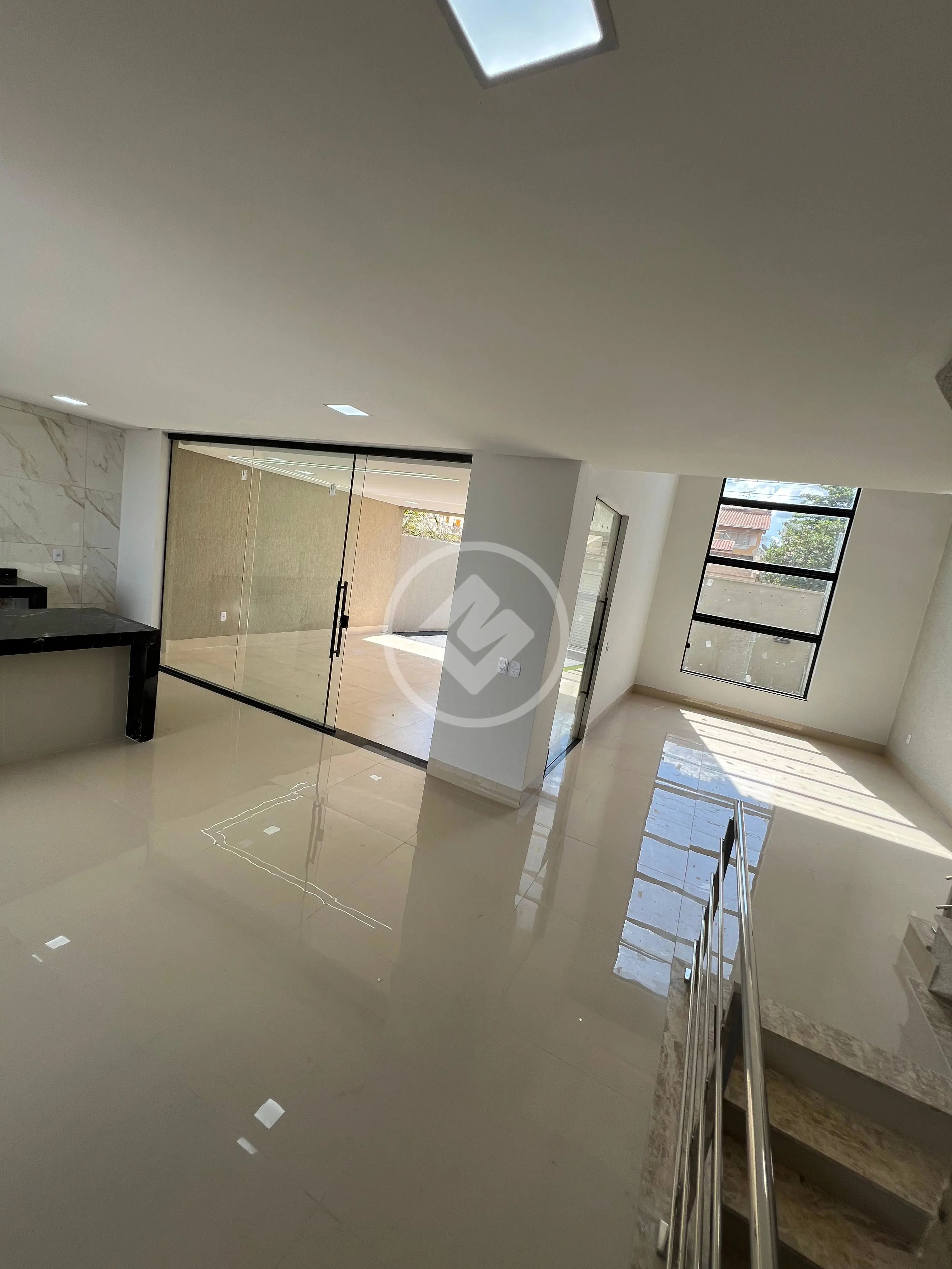 Sobrado à venda com 4 quartos, 250m² - Foto 4