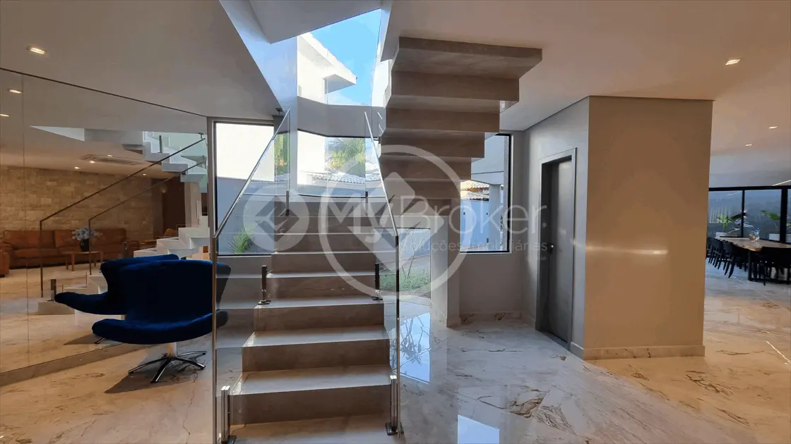 Casa à venda com 4 quartos, 313m² - Foto 10