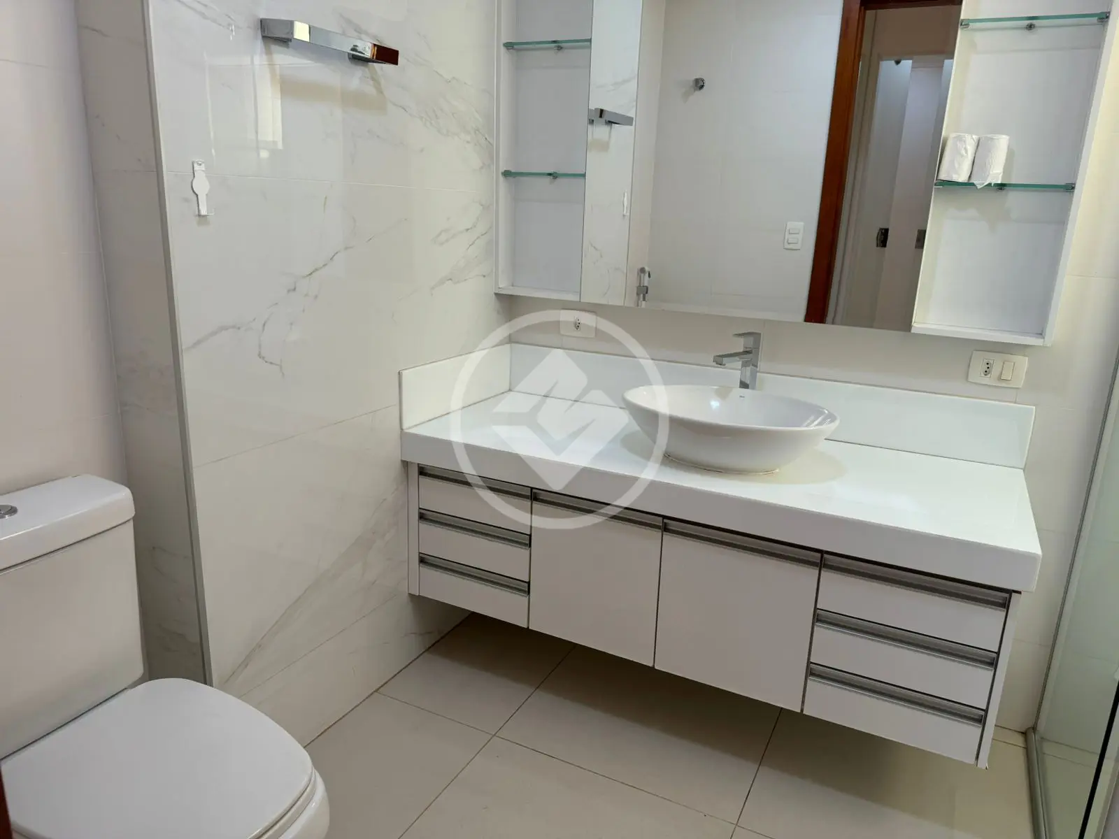 Apartamento à venda com 3 quartos, 169m² - Foto 17