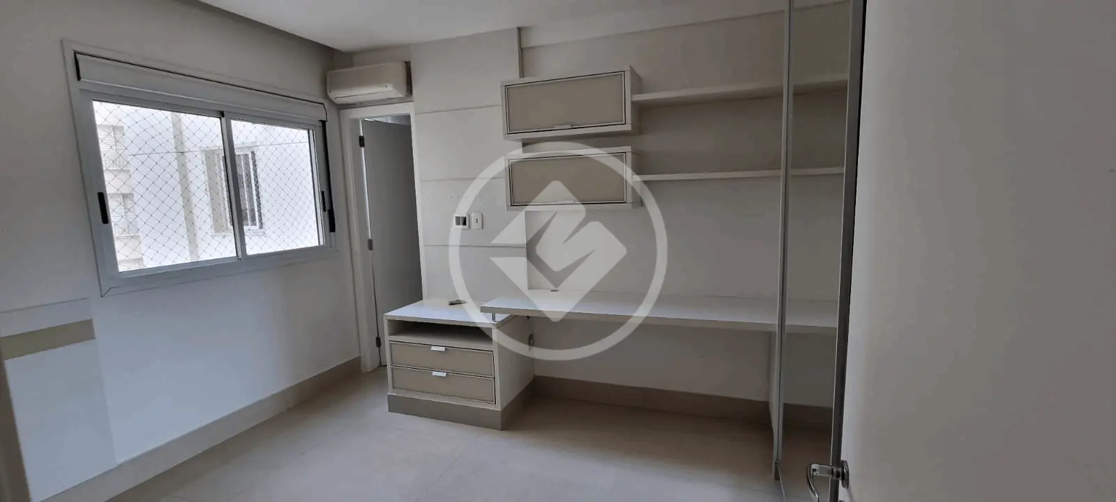 Apartamento à venda com 4 quartos, 212m² - Foto 18