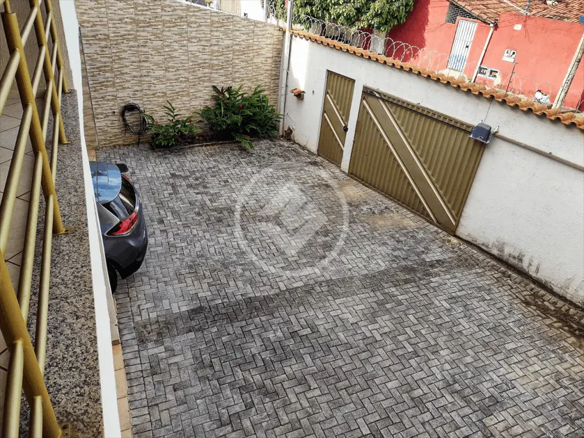 Sobrado à venda com 8 quartos, 330m² - Foto 25