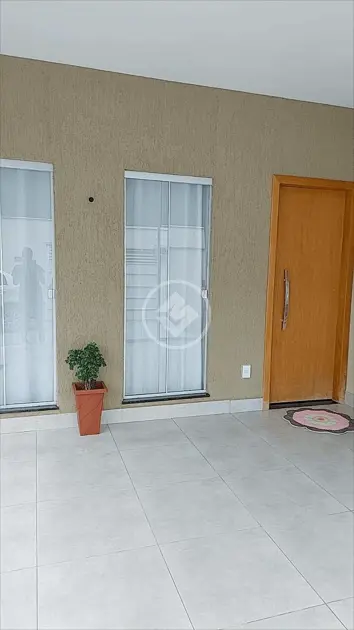 Casa à venda com 3 quartos, 110m² - Foto 2