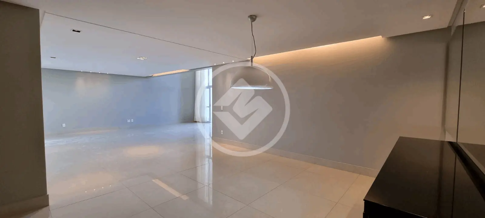 Apartamento à venda com 4 quartos, 212m² - Foto 7