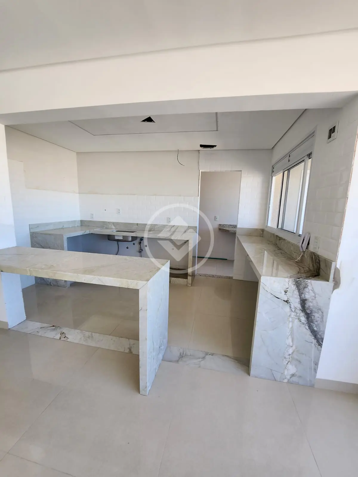 Apartamento à venda com 3 quartos, 119m² - Foto 14