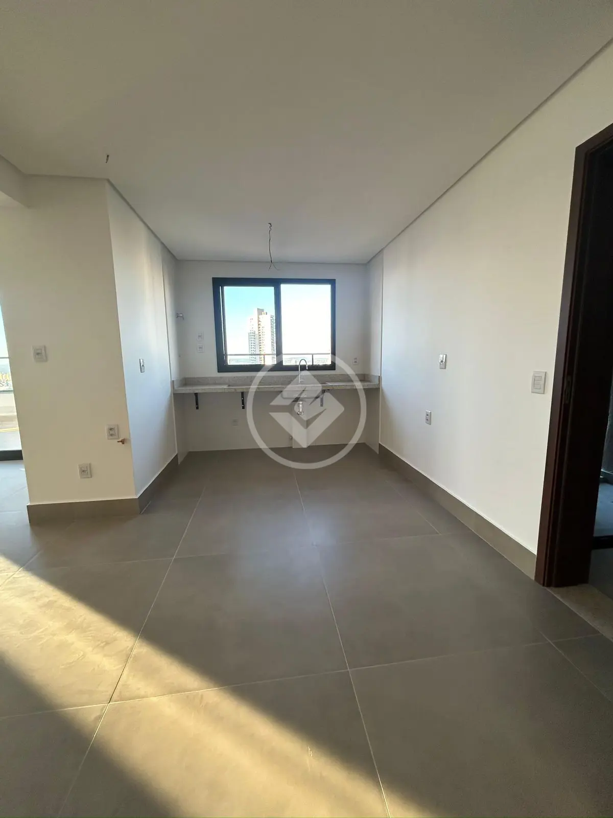 Apartamento à venda com 3 quartos, 235m² - Foto 10