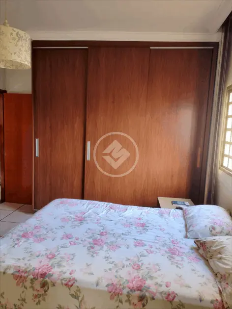 Sobrado à venda com 8 quartos, 330m² - Foto 6