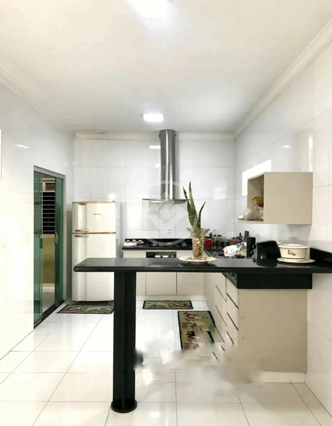 Apartamento à venda com 3 quartos, 70m² - Foto 2