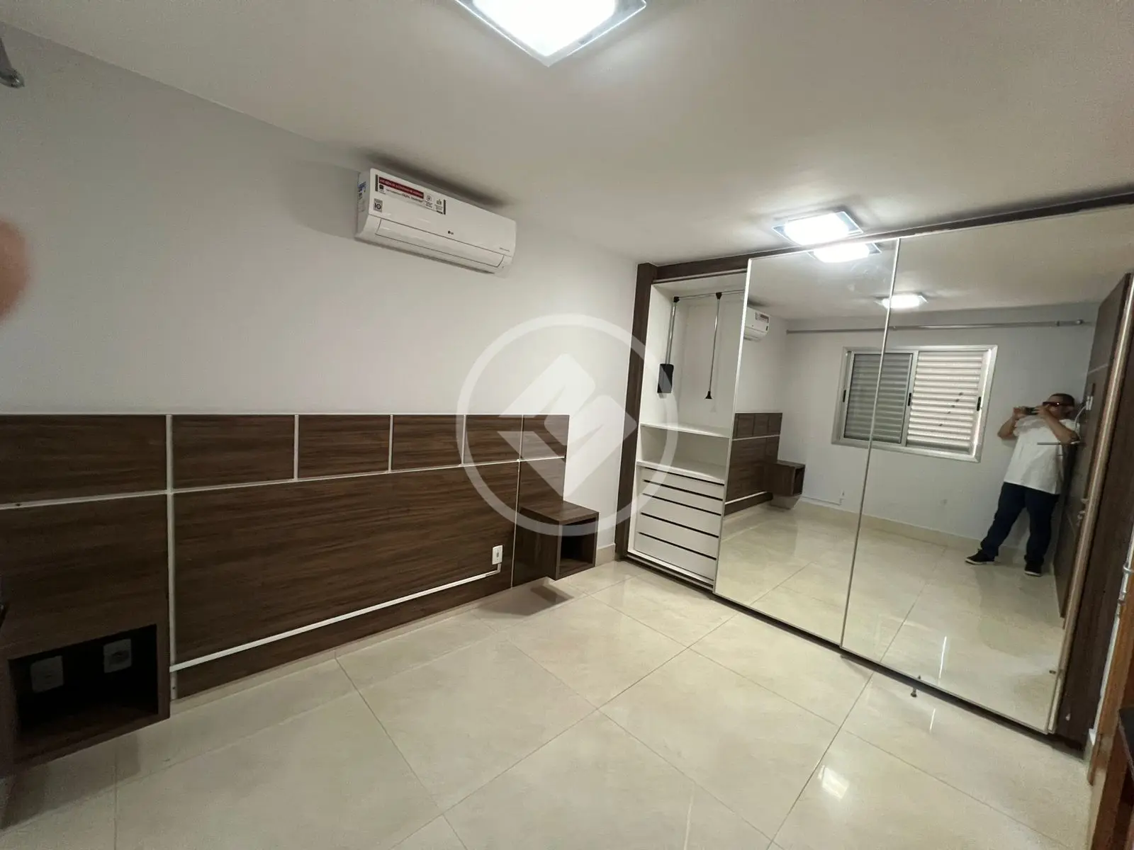 Casa à venda com 3 quartos, 110m² - Foto 14