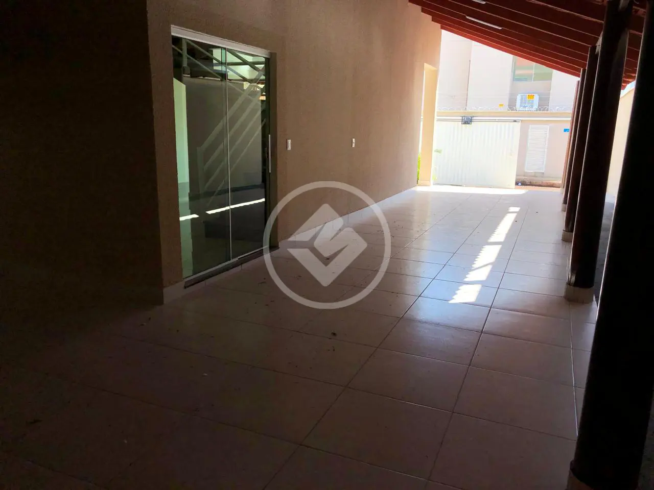 Sobrado à venda com 3 quartos, 420m² - Foto 4