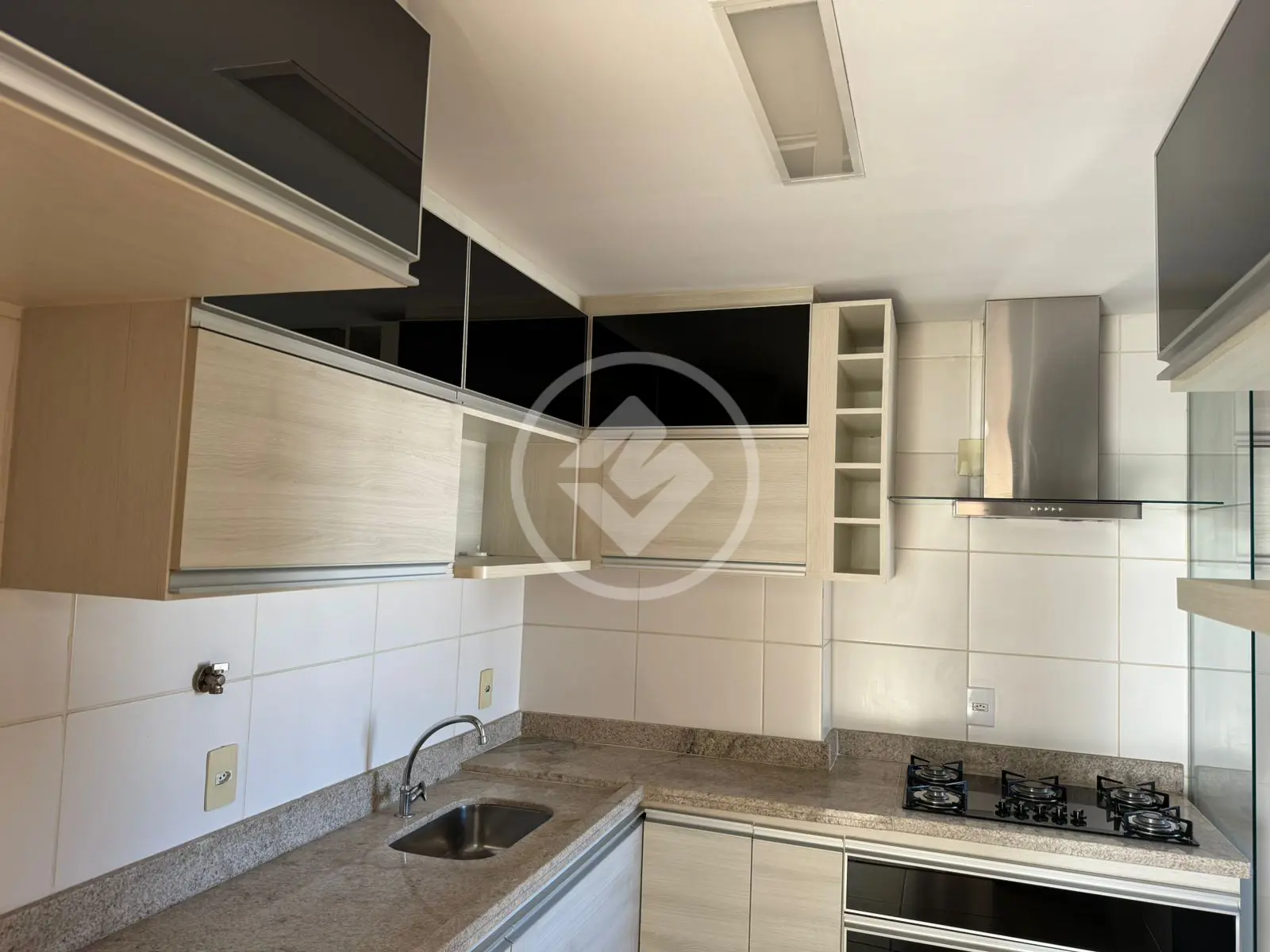 Apartamento à venda com 3 quartos, 81m² - Foto 4