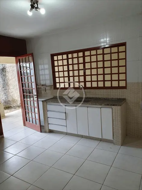 Casa à venda com 3 quartos, 114m² - Foto 8