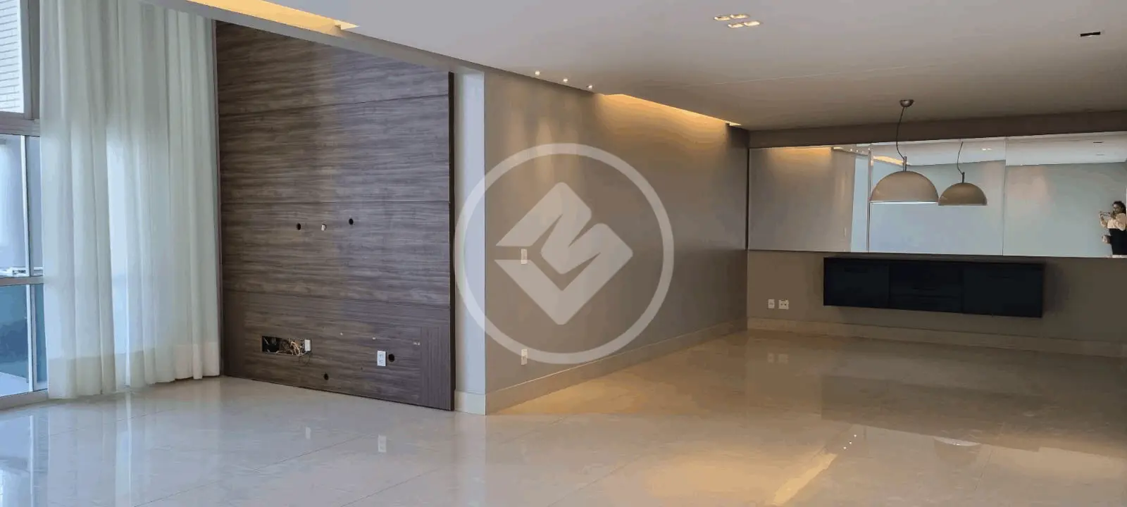 Apartamento à venda com 4 quartos, 212m² - Foto 4