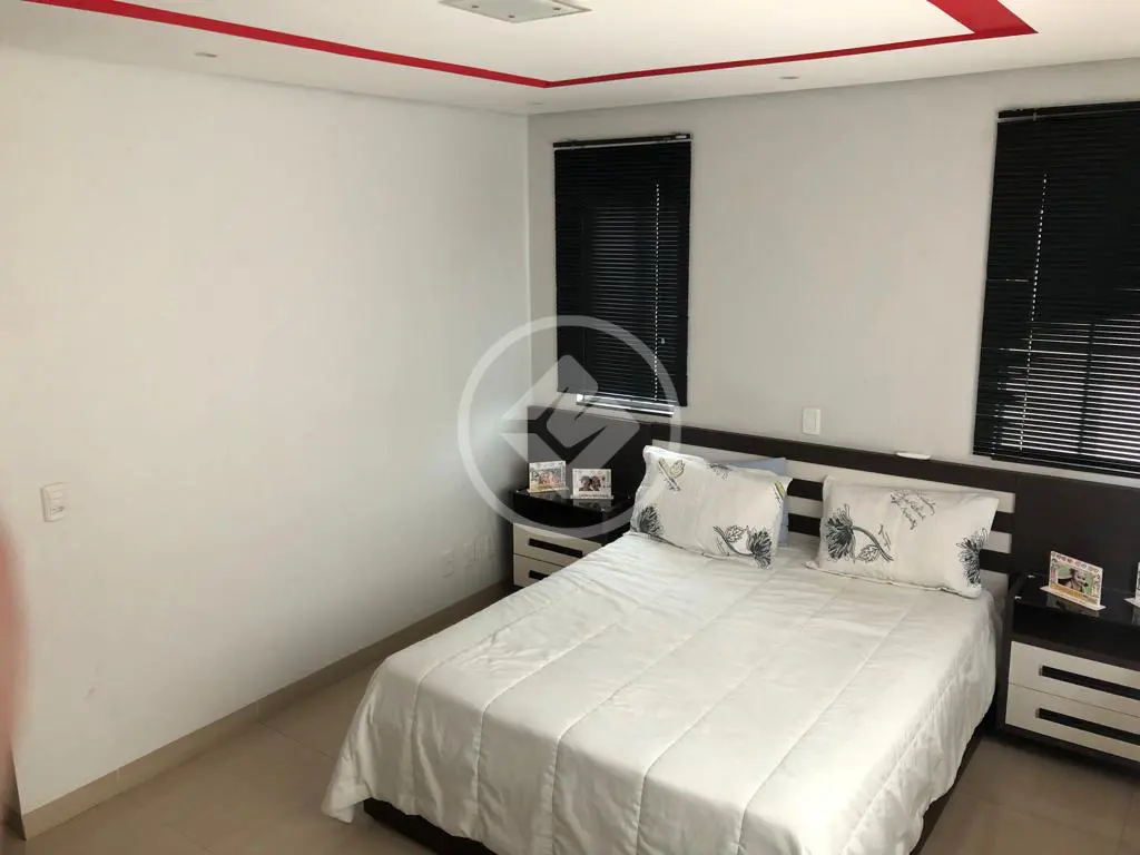 Casa à venda com 3 quartos, 191m² - Foto 12