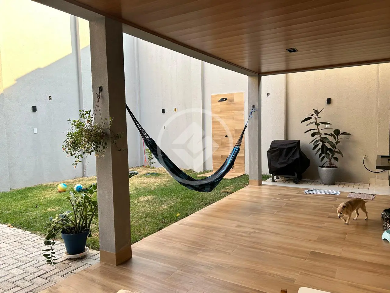 Casa à venda com 4 quartos, 213m² - Foto 9