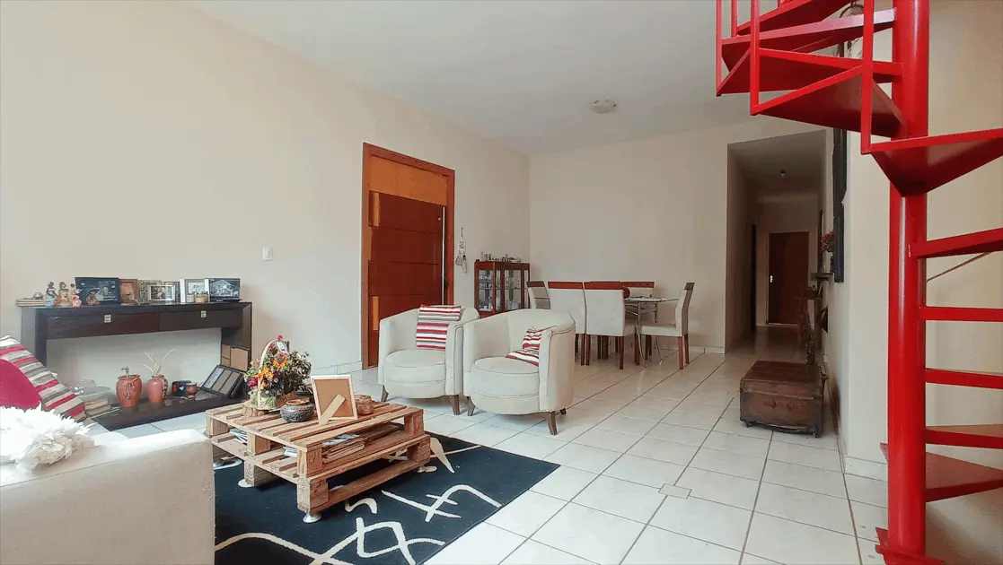 Casa à venda com 4 quartos, 260m² - Foto 5