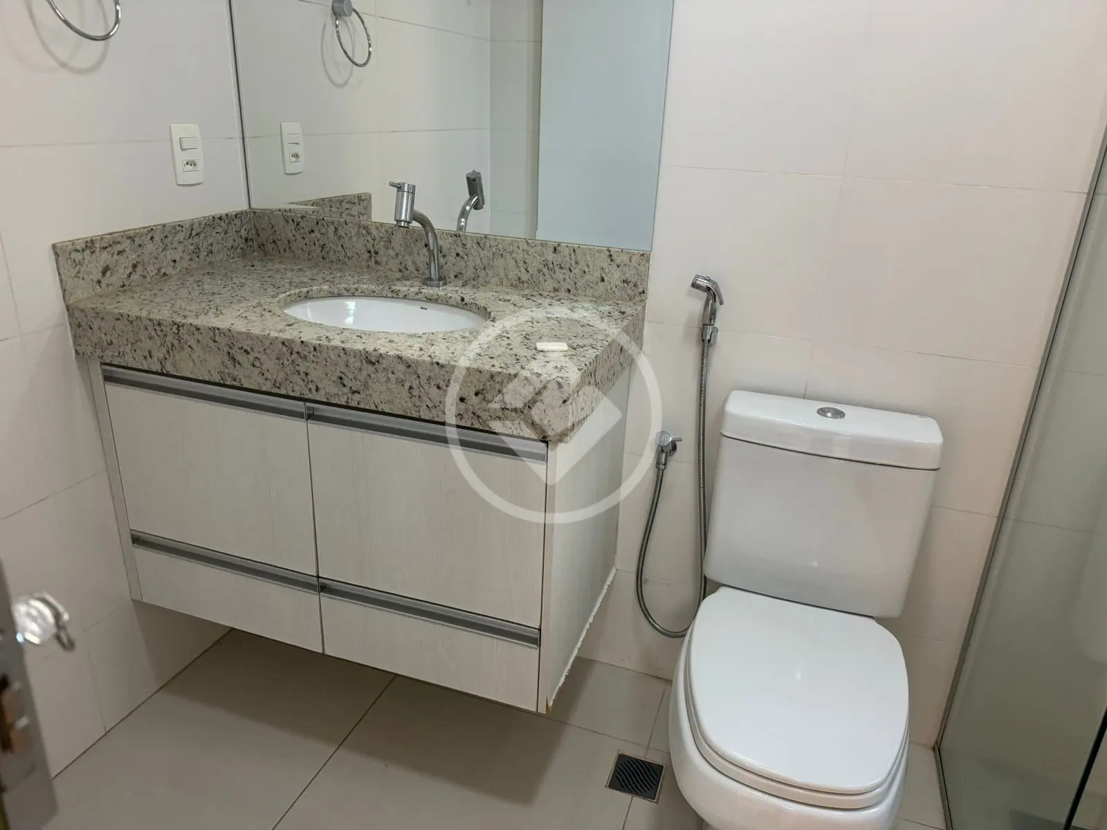 Apartamento à venda com 3 quartos, 169m² - Foto 10