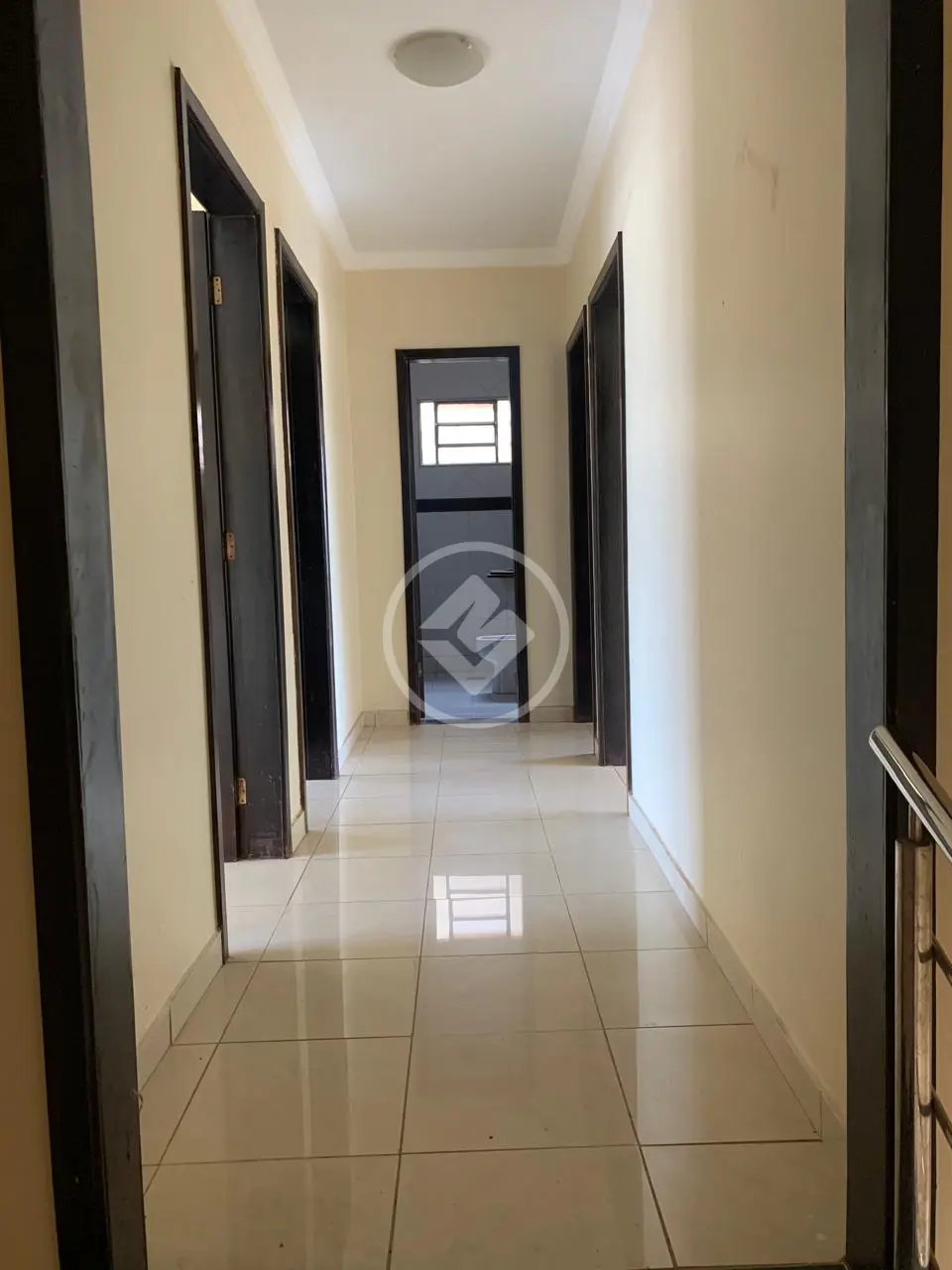 Casa à venda com 4 quartos, 249m² - Foto 8