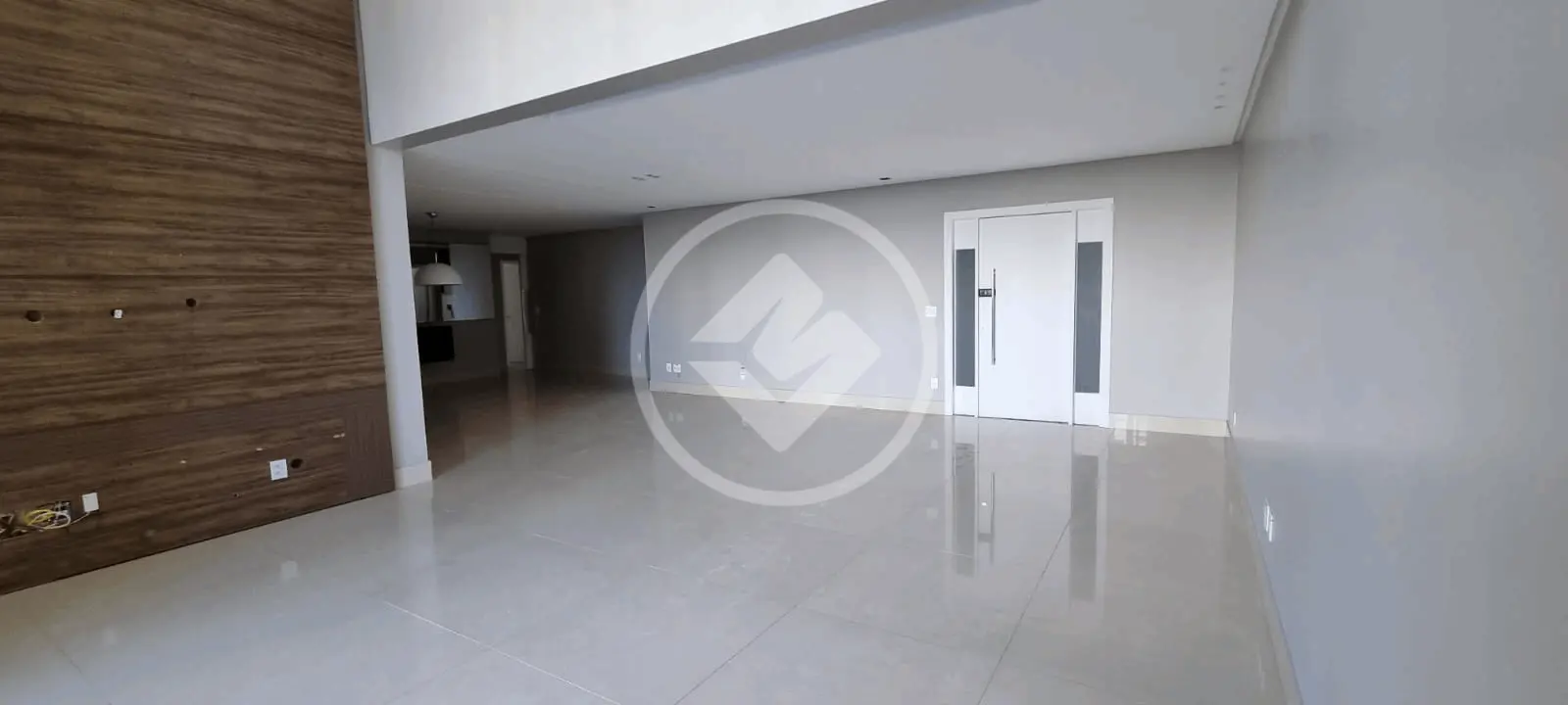 Apartamento à venda com 4 quartos, 212m² - Foto 3