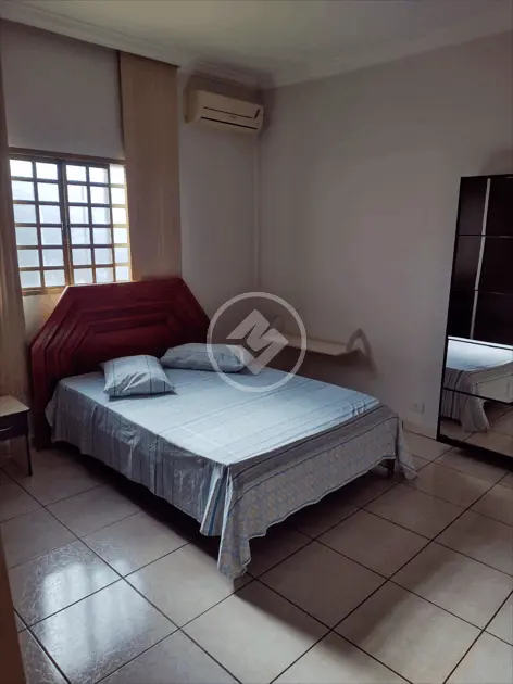 Sobrado à venda com 8 quartos, 330m² - Foto 16