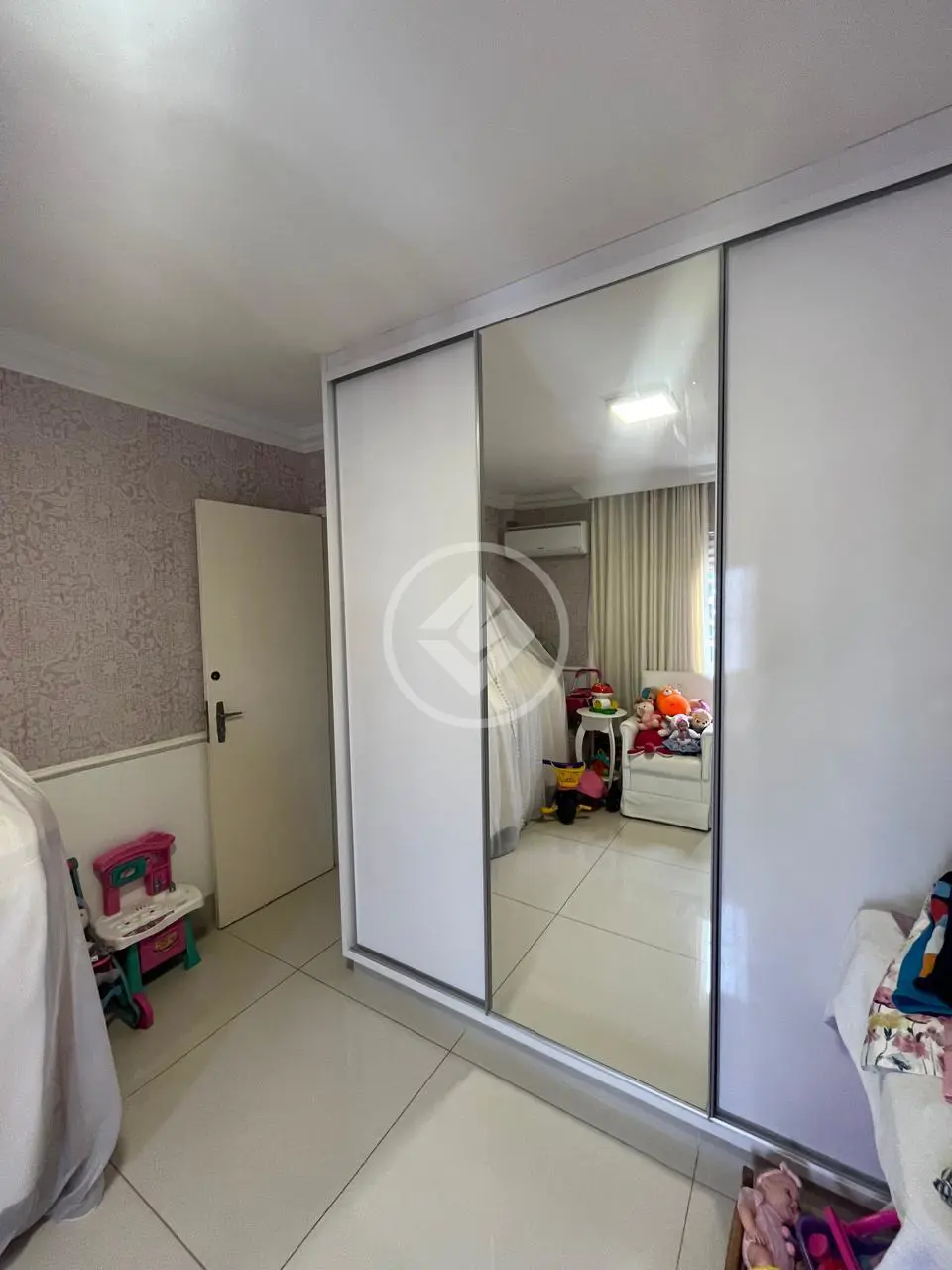 Apartamento à venda com 3 quartos, 124m² - Foto 6