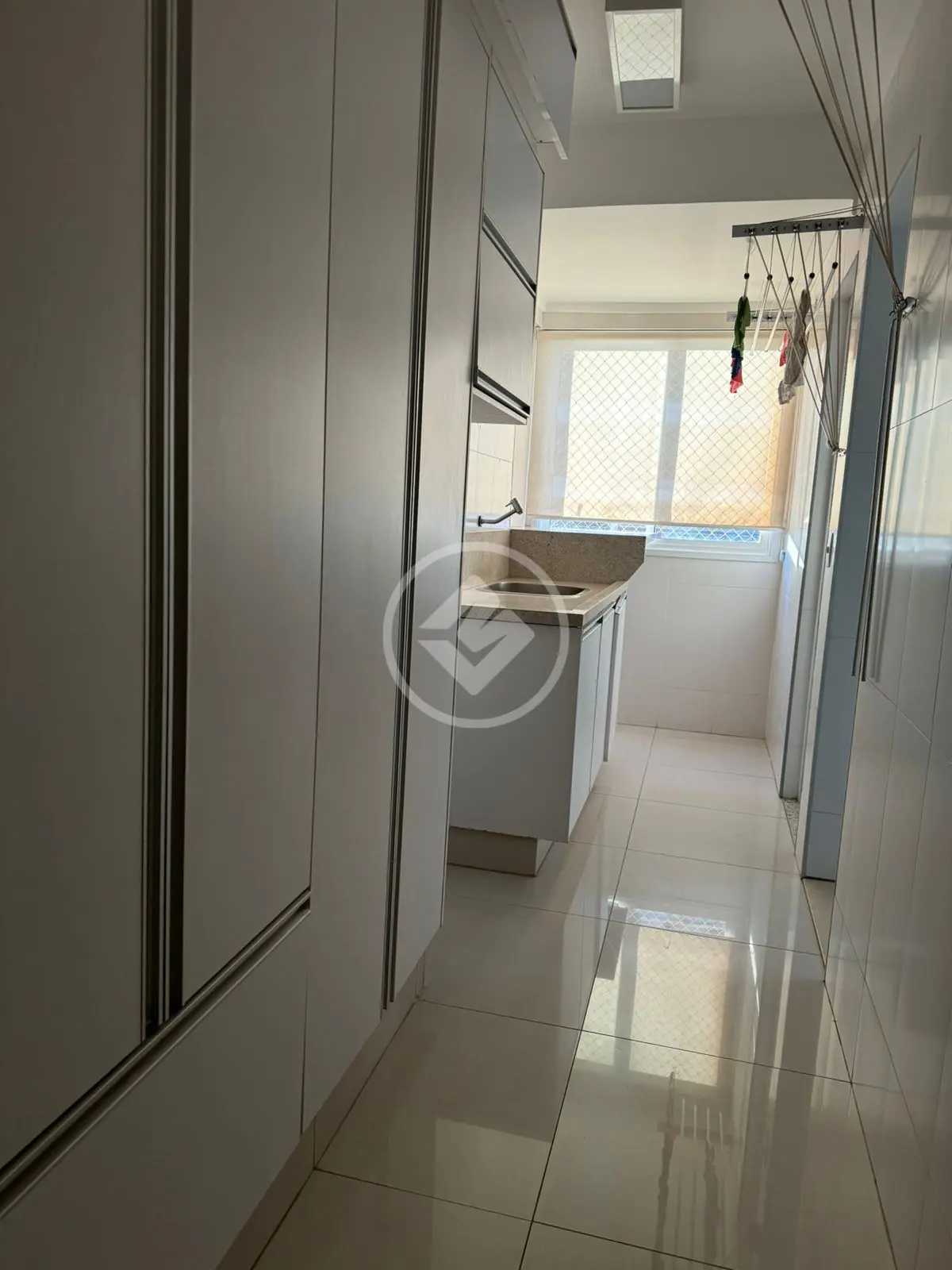 Apartamento à venda com 3 quartos, 169m² - Foto 5