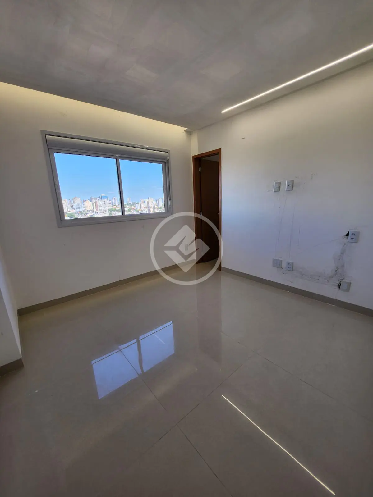 Apartamento à venda com 3 quartos, 119m² - Foto 3