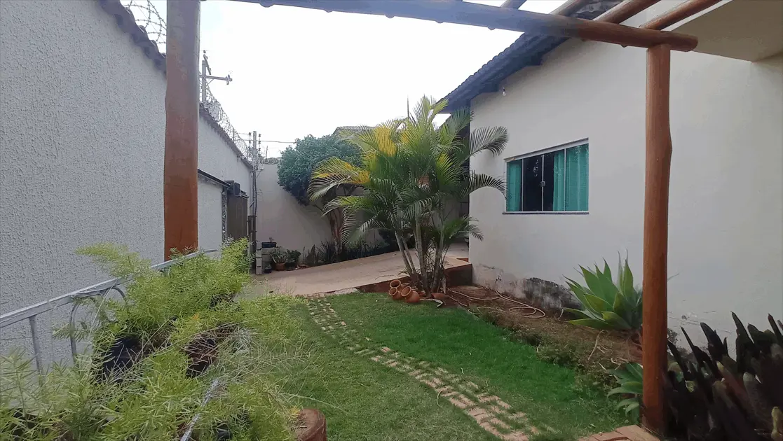 Casa à venda com 4 quartos, 260m² - Foto 18