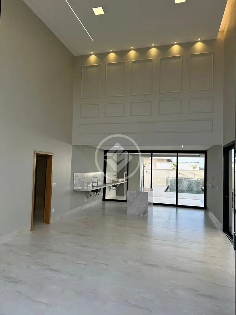 Casa à venda com 4 quartos, 226m² - Foto 14