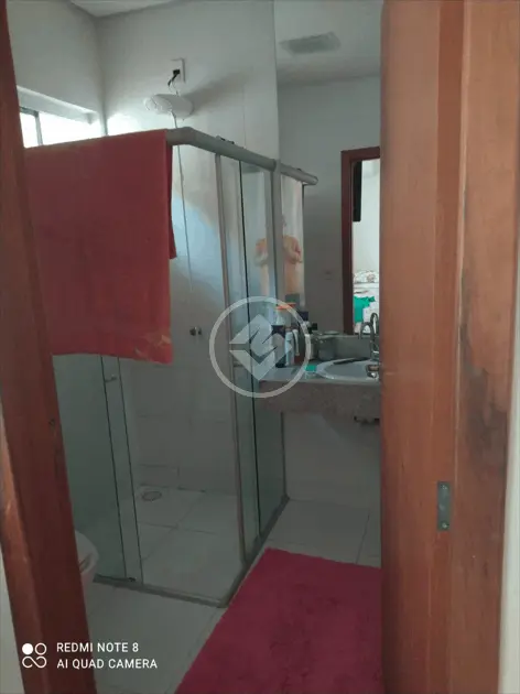 Casa à venda com 4 quartos, 250m² - Foto 13