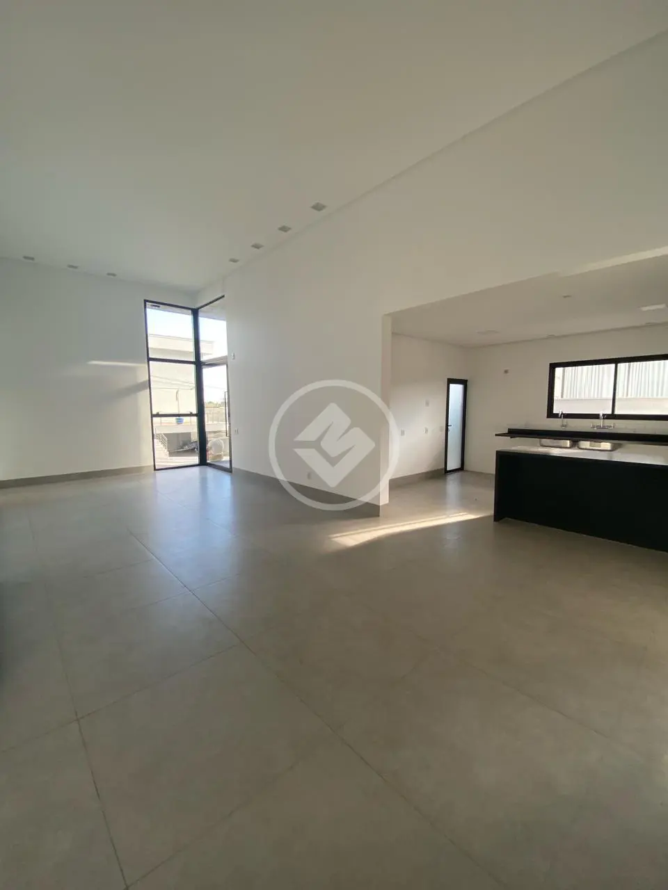 Casa à venda com 4 quartos, 280m² - Foto 9