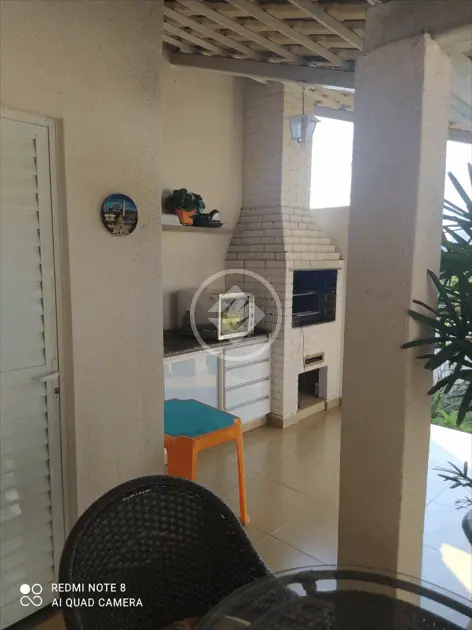 Casa à venda com 4 quartos, 250m² - Foto 4