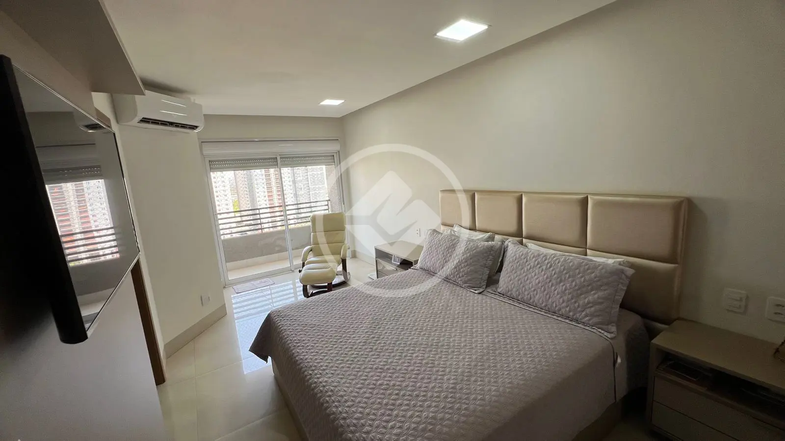 Apartamento à venda com 4 quartos, 208m² - Foto 45