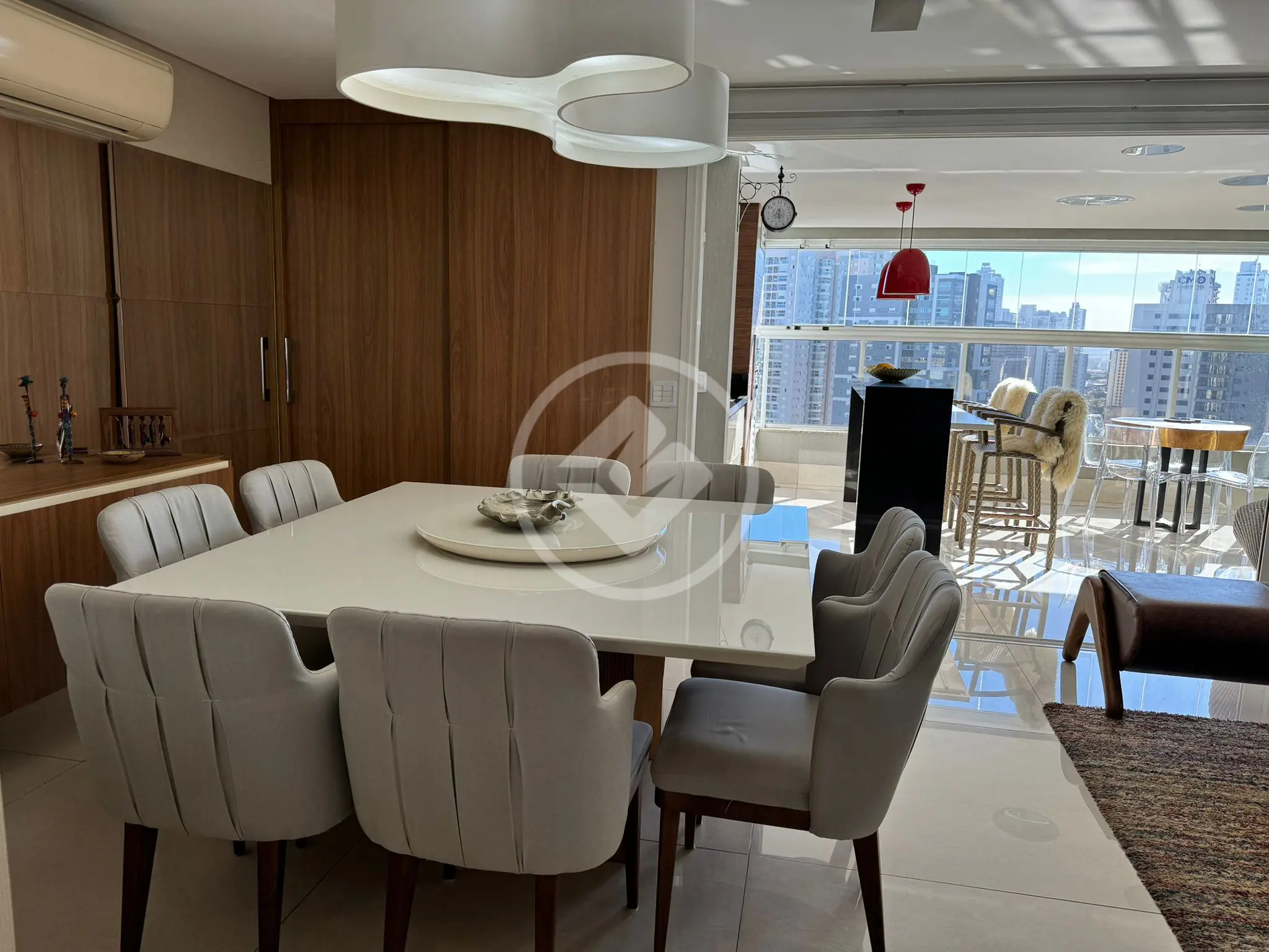 Apartamento à venda com 3 quartos, 190m² - Foto 3