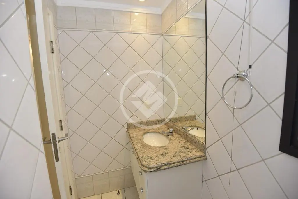 Apartamento à venda com 4 quartos, 198m² - Foto 28