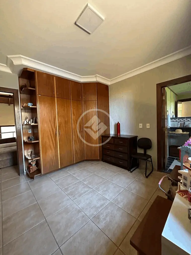 Casa à venda com 4 quartos, 387m² - Foto 19