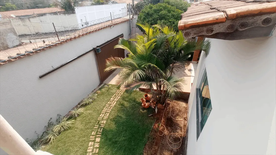 Casa à venda com 4 quartos, 260m² - Foto 20