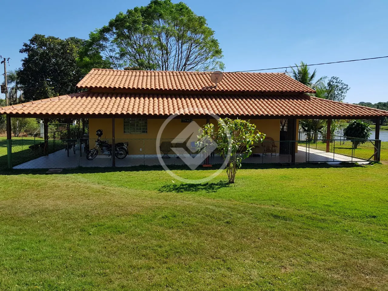 Fazenda à venda com 3 quartos, 400m² - Foto 3