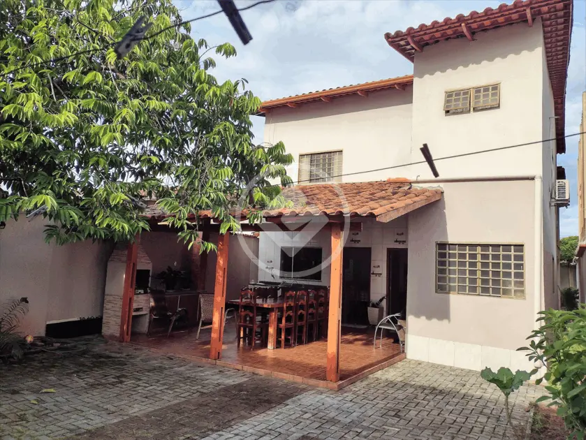 Sobrado à venda com 8 quartos, 330m² - Foto 30