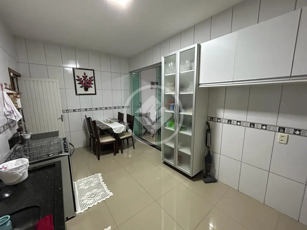 Casa à venda com 2 quartos, 129m² - Foto 6