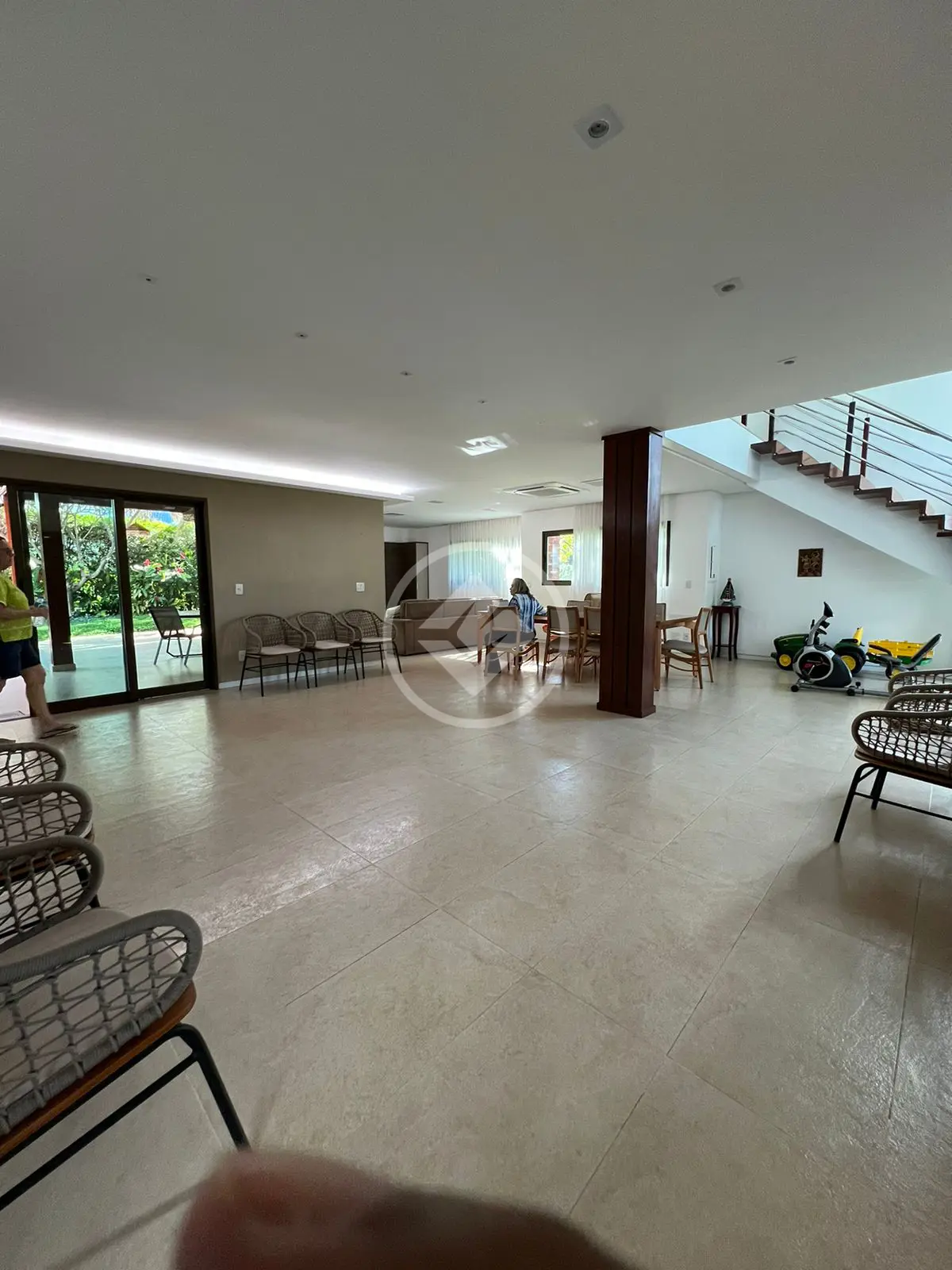 Casa à venda com 4 quartos, 371m² - Foto 13