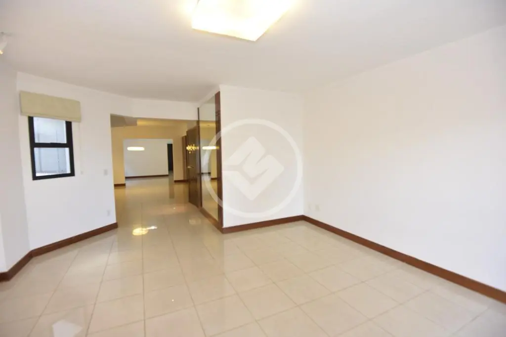 Apartamento à venda com 4 quartos, 198m² - Foto 27