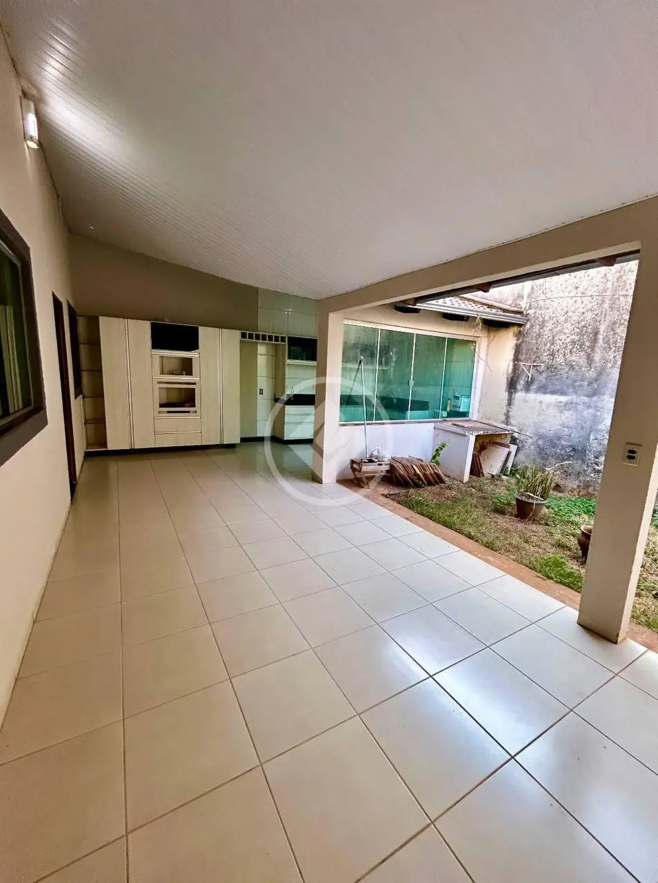 Casa à venda com 3 quartos, 190m² - Foto 11