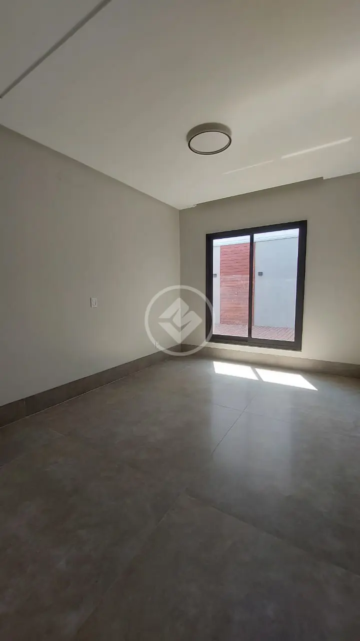 Casa à venda com 3 quartos, 250m² - Foto 8