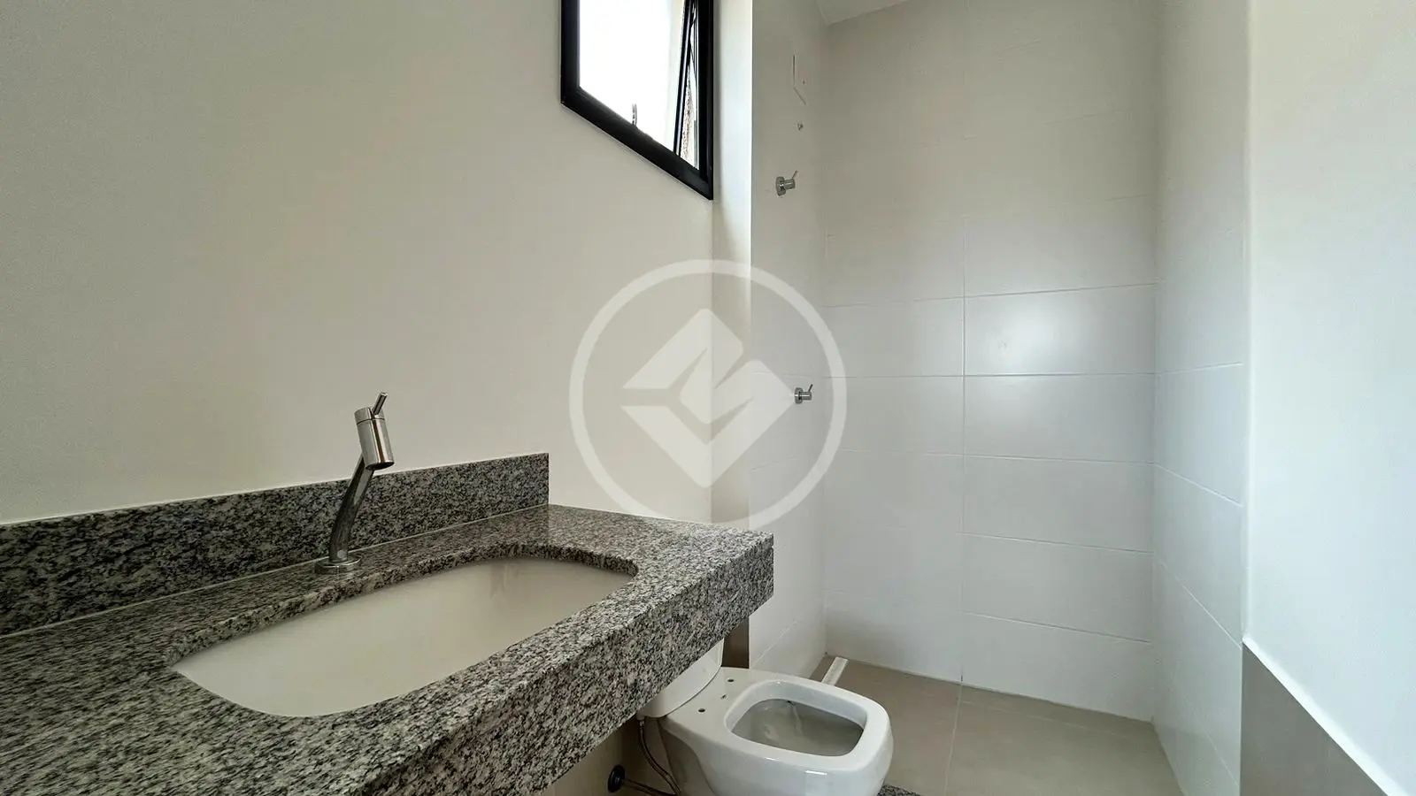 Casa à venda com 3 quartos, 150m² - Foto 10