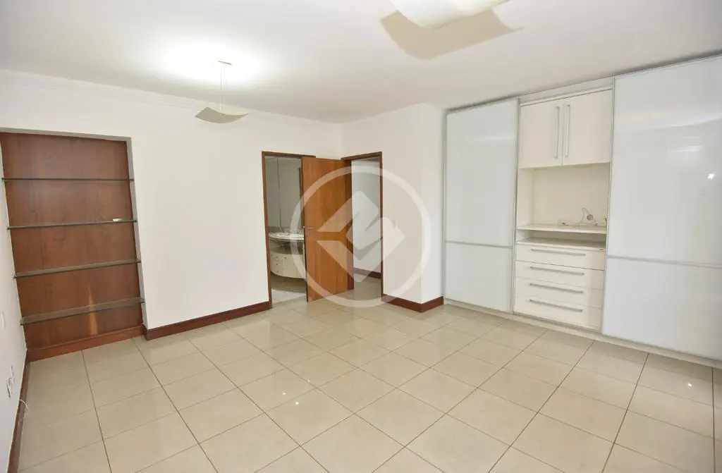 Apartamento à venda com 4 quartos, 198m² - Foto 3