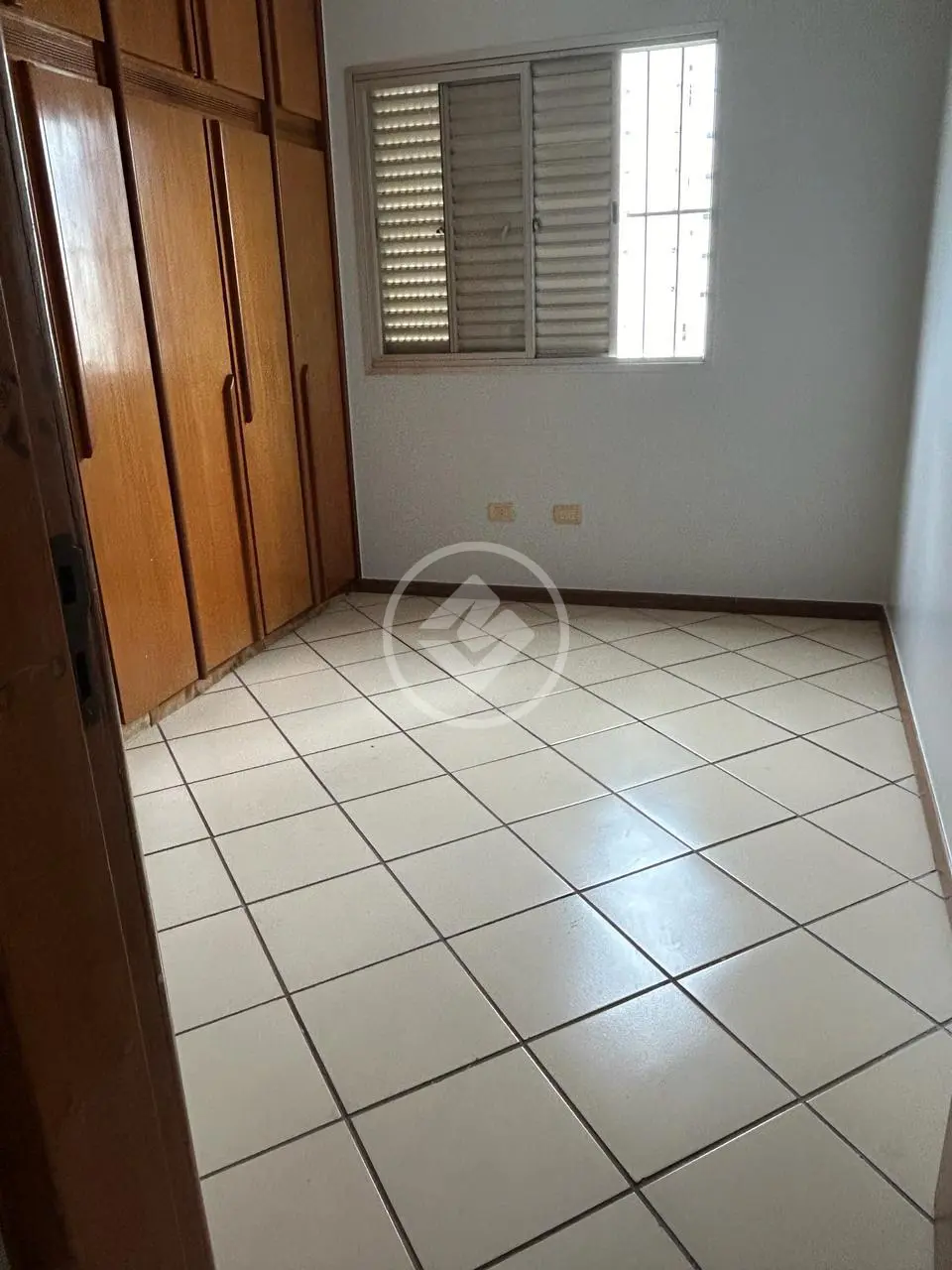 Apartamento à venda com 3 quartos, 120m² - Foto 3