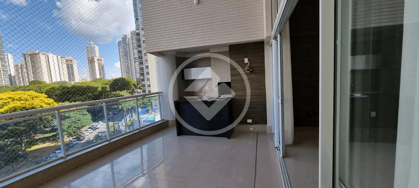 Apartamento à venda com 4 quartos, 212m² - Foto 5