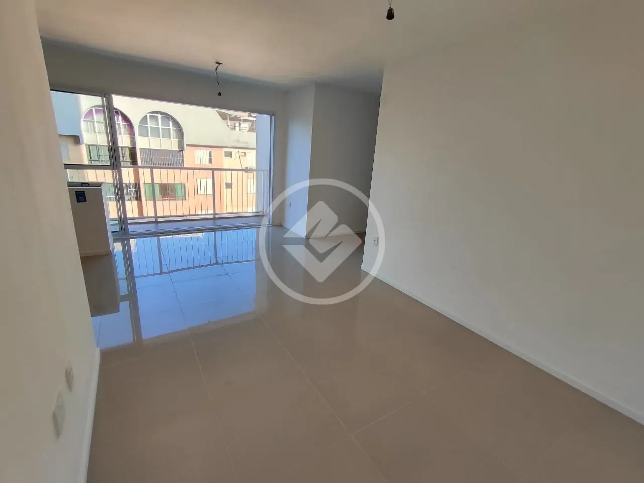 Apartamento à venda com 3 quartos, 79m² - Foto 3