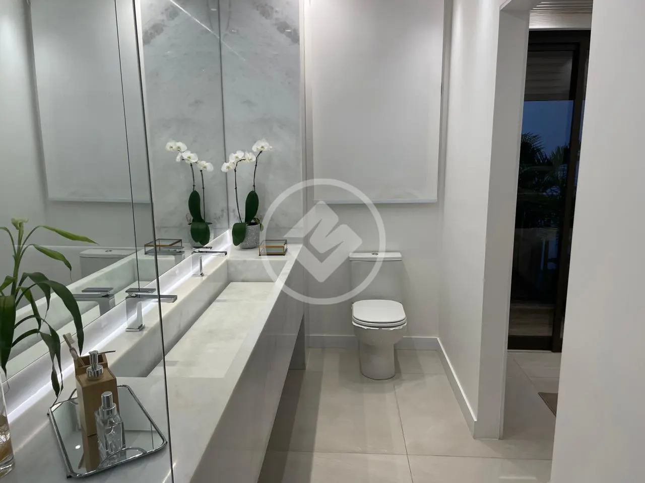 Apartamento à venda com 3 quartos, 245m² - Foto 13